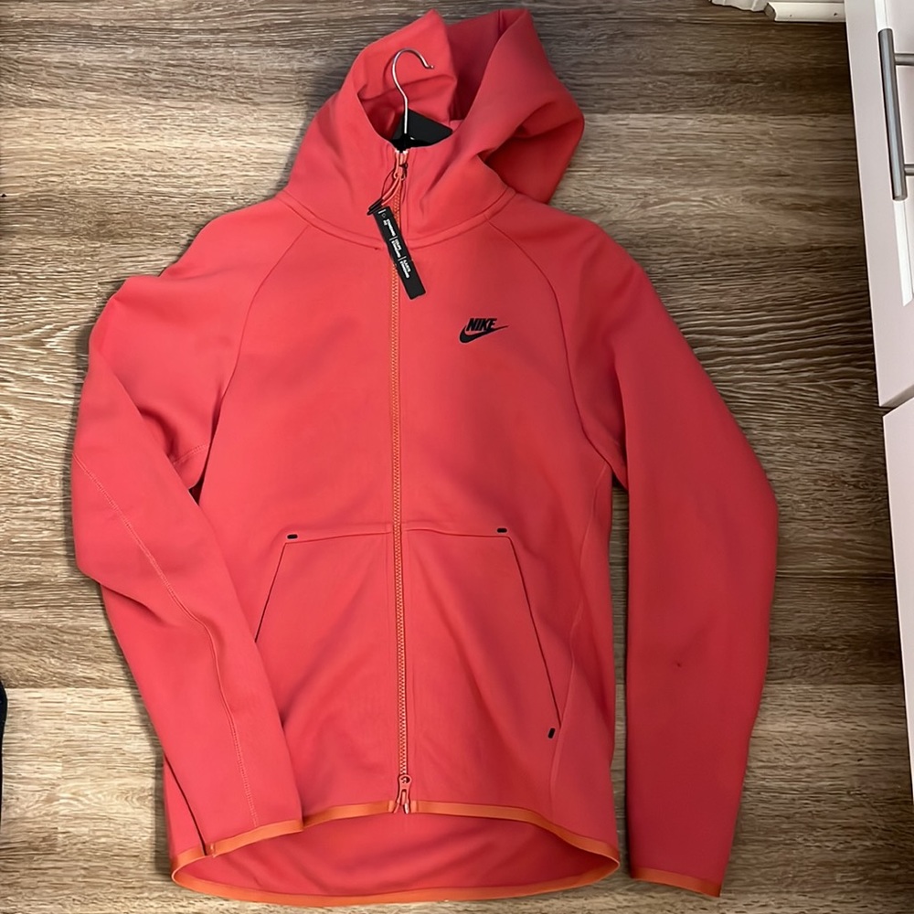 Nike TECH FLEECE Men’s Full Zip Hoodie in Pueblo Red Size XS 928483-603 NEW